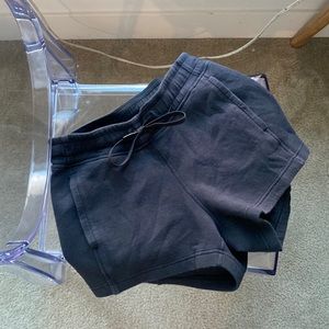 Cloth lulu black shorts